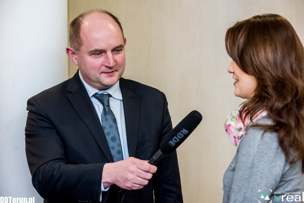 Marszałek przepytuje dziennikarzy