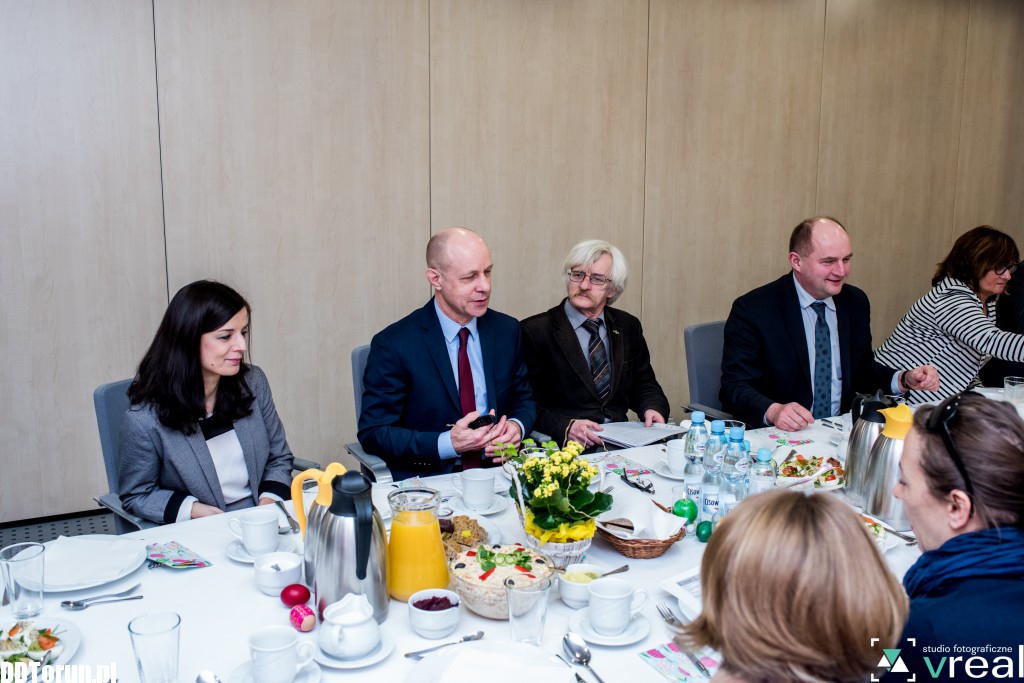 Marszałek przepytuje dziennikarzy