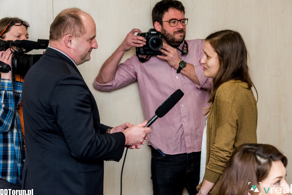 Marszałek przepytuje dziennikarzy