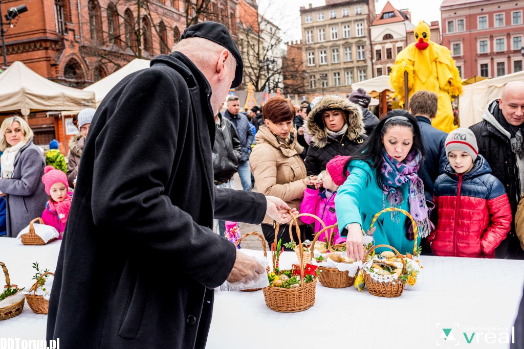 Święcenie pokarmów na Starówce