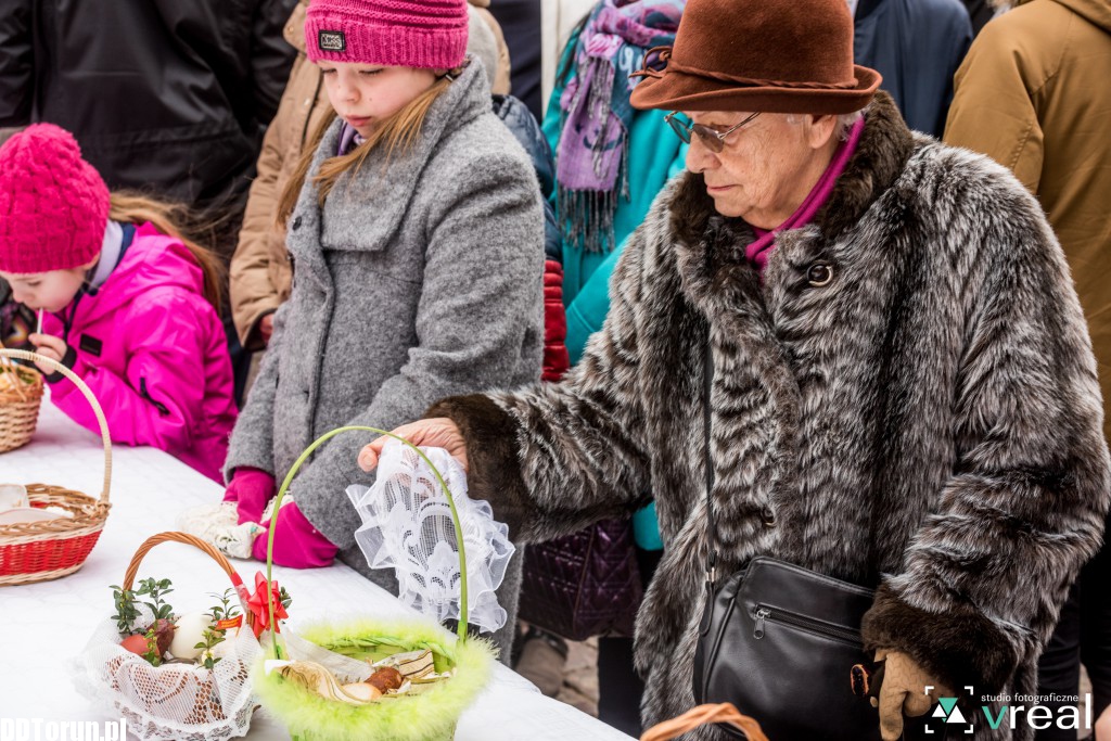 Święcenie pokarmów na Starówce