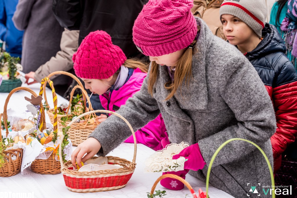 Święcenie pokarmów na Starówce