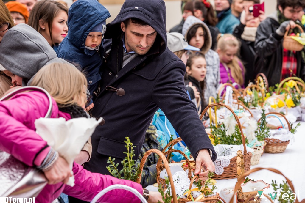 Święcenie pokarmów na Starówce