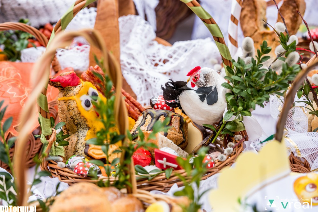 Święcenie pokarmów na Starówce