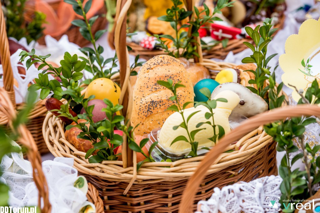 Święcenie pokarmów na Starówce