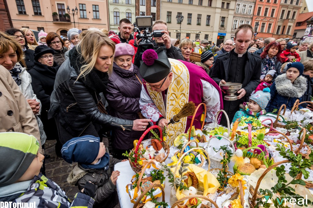 Święcenie pokarmów na Starówce