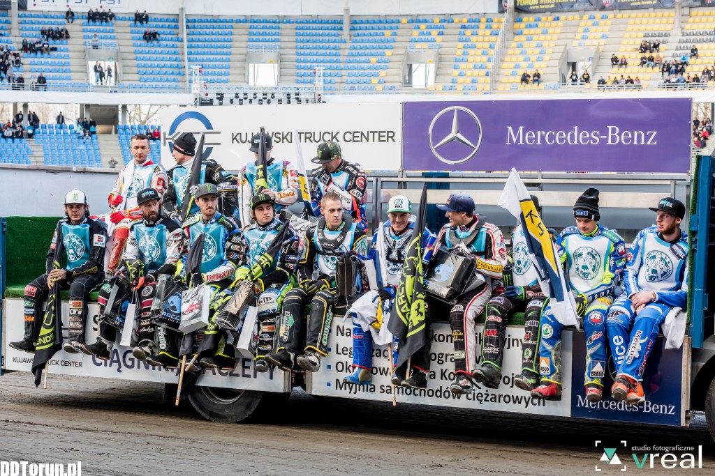 Kapitalne widowisko na Motoarenie