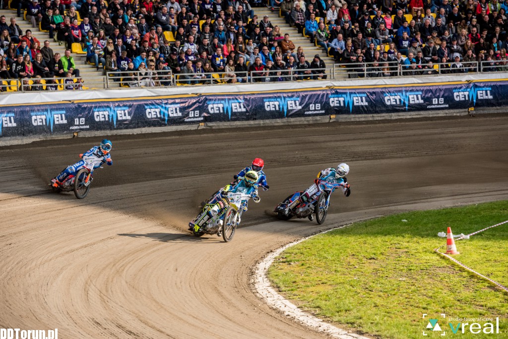 Kapitalne widowisko na Motoarenie