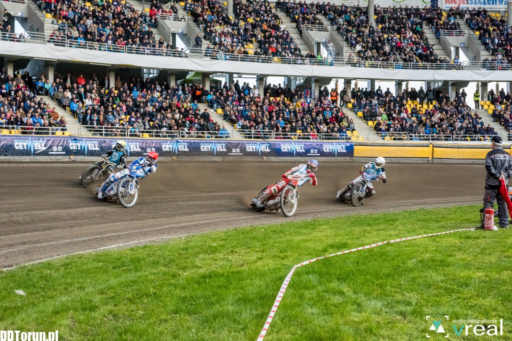 Kapitalne widowisko na Motoarenie