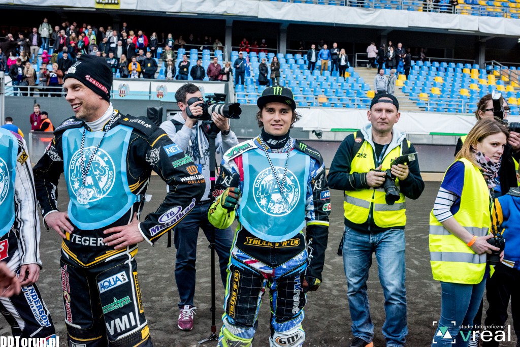 Kapitalne widowisko na Motoarenie