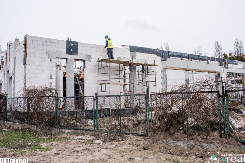 Trwa budowa przystani wioślarskiej