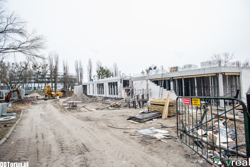Trwa budowa przystani wioślarskiej