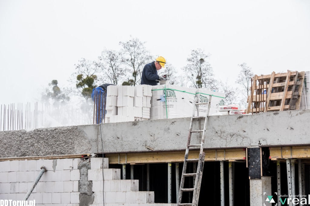 Trwa budowa przystani wioślarskiej