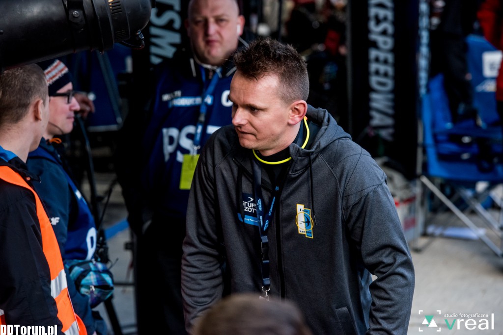 Monster Energy Team wygrywa na Motoarenie