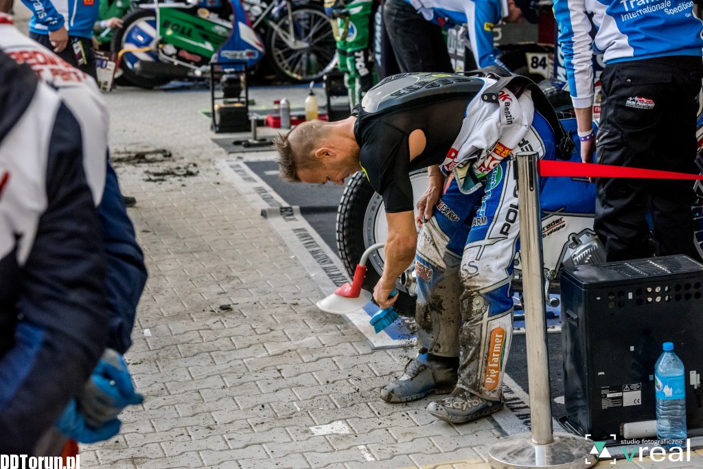 Monster Energy Team wygrywa na Motoarenie