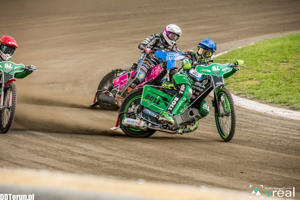 Monster Energy Team wygrywa na Motoarenie