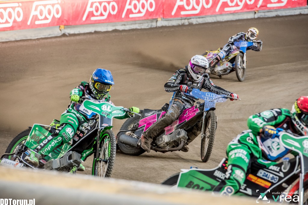 Monster Energy Team wygrywa na Motoarenie