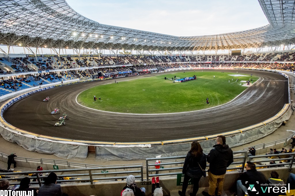 Monster Energy Team wygrywa na Motoarenie