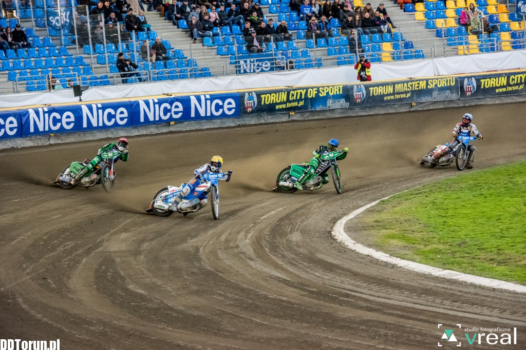 Monster Energy Team wygrywa na Motoarenie