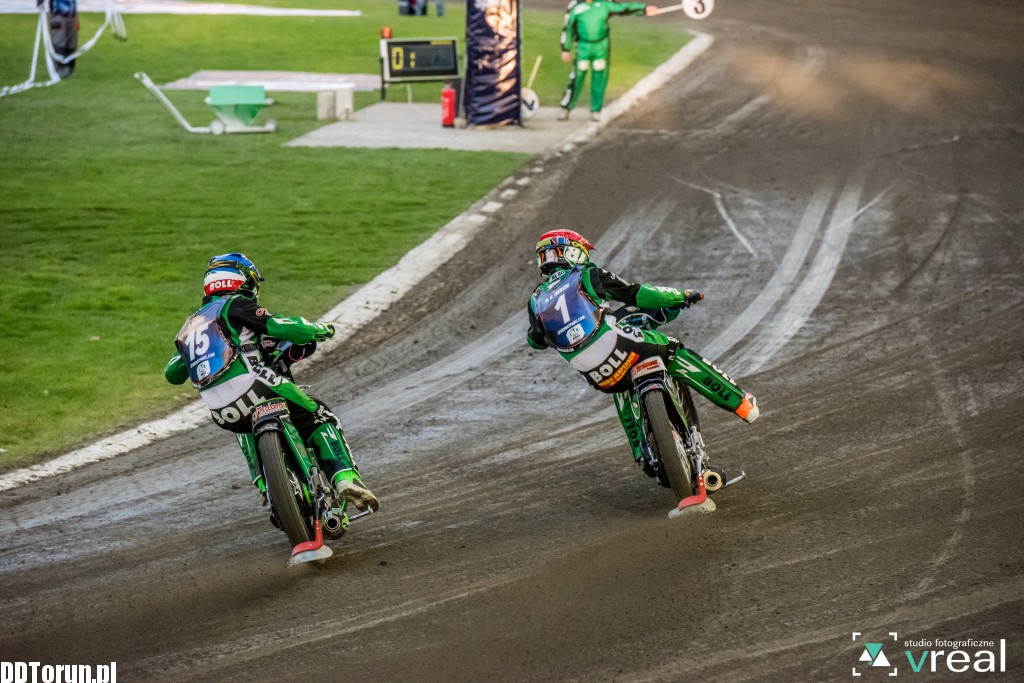 Monster Energy Team wygrywa na Motoarenie
