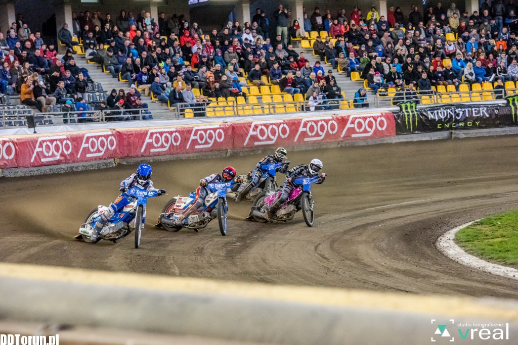 Monster Energy Team wygrywa na Motoarenie