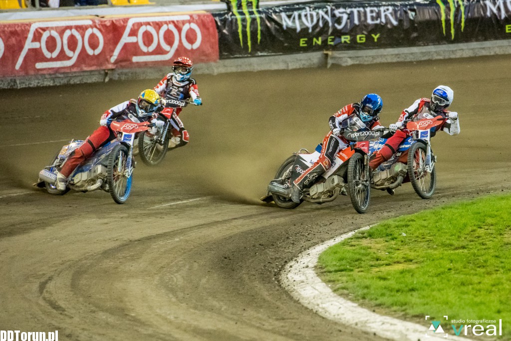 Monster Energy Team wygrywa na Motoarenie