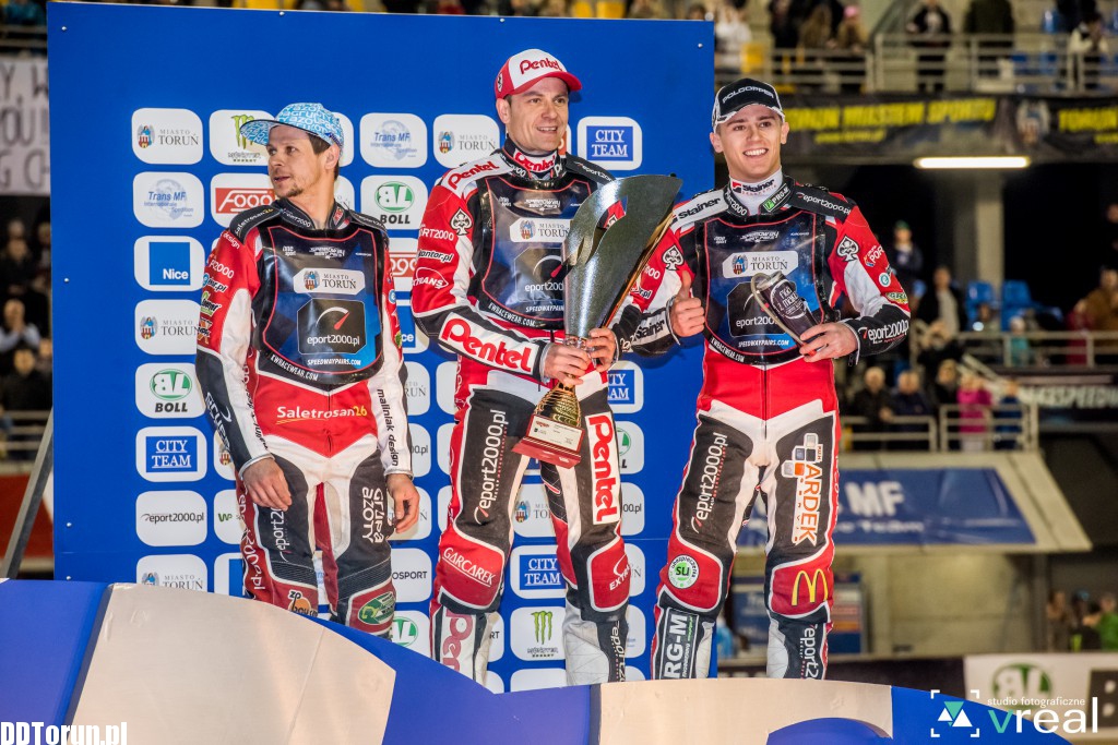 Monster Energy Team wygrywa na Motoarenie