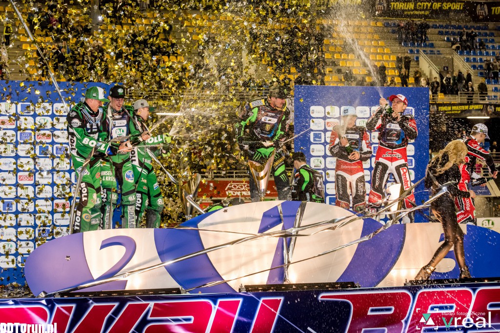 Monster Energy Team wygrywa na Motoarenie