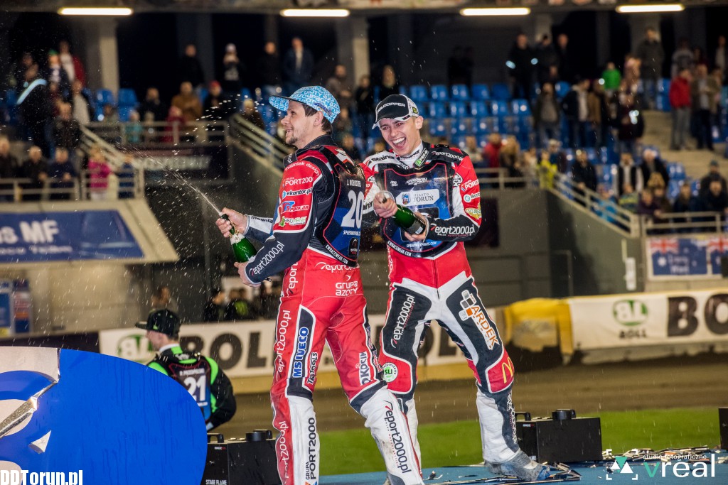 Monster Energy Team wygrywa na Motoarenie