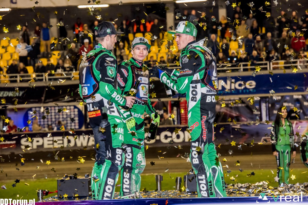 Monster Energy Team wygrywa na Motoarenie
