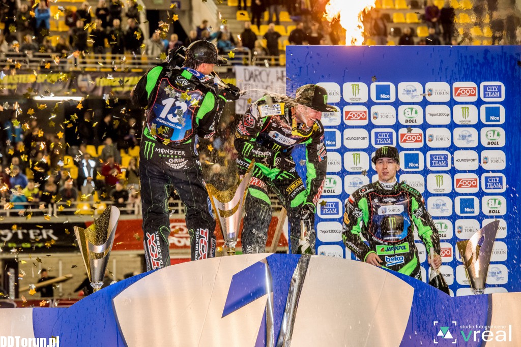 Monster Energy Team wygrywa na Motoarenie