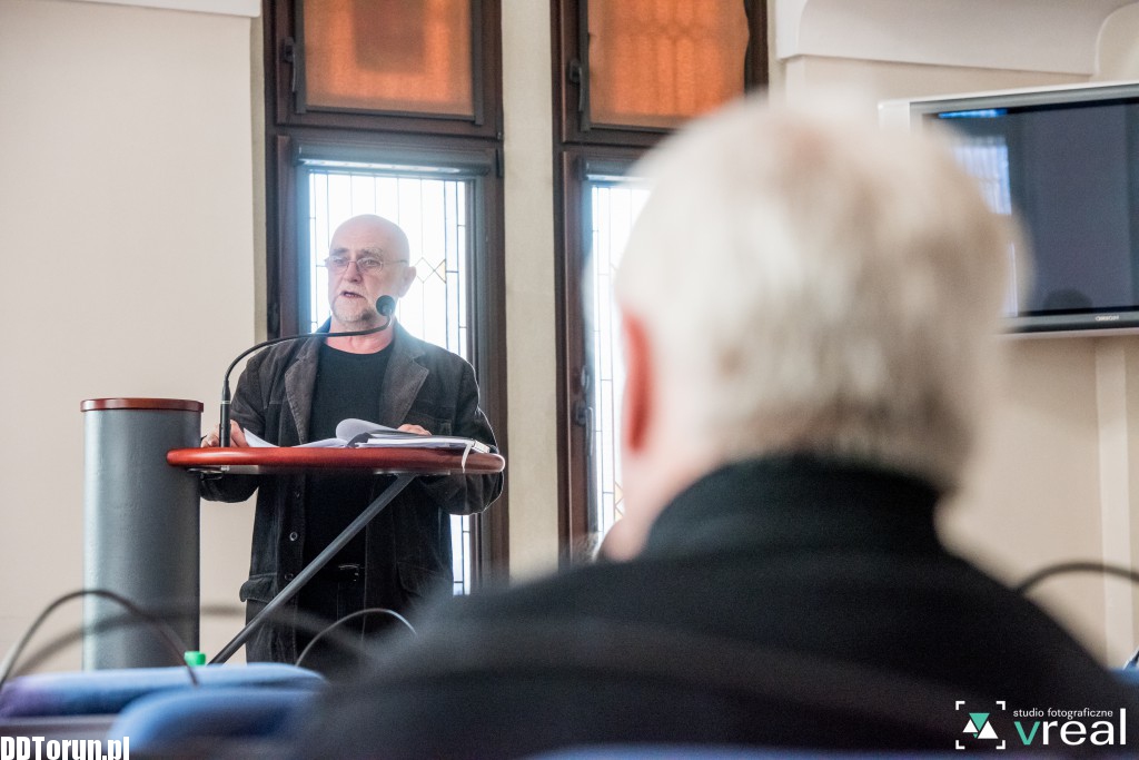 Zmiany w CSW na posiedzeniu komisji