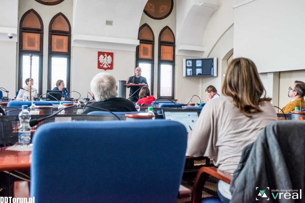 Zmiany w CSW na posiedzeniu komisji