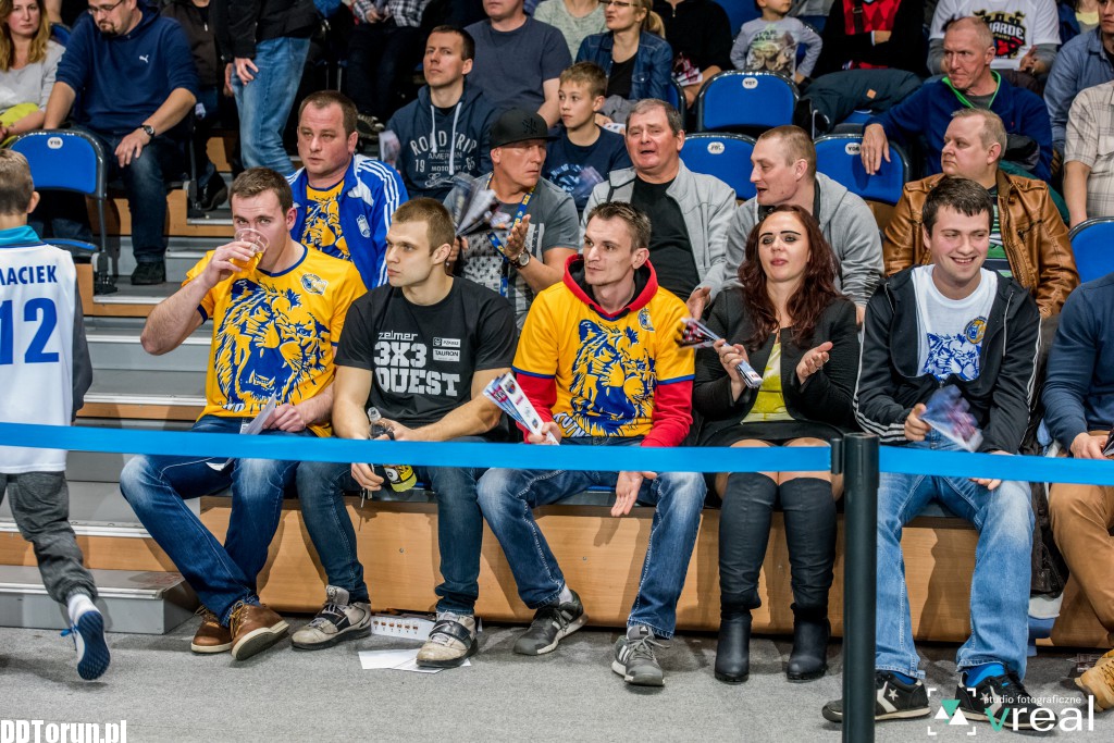 Kibice na meczu Polskiego Cukru Toruń