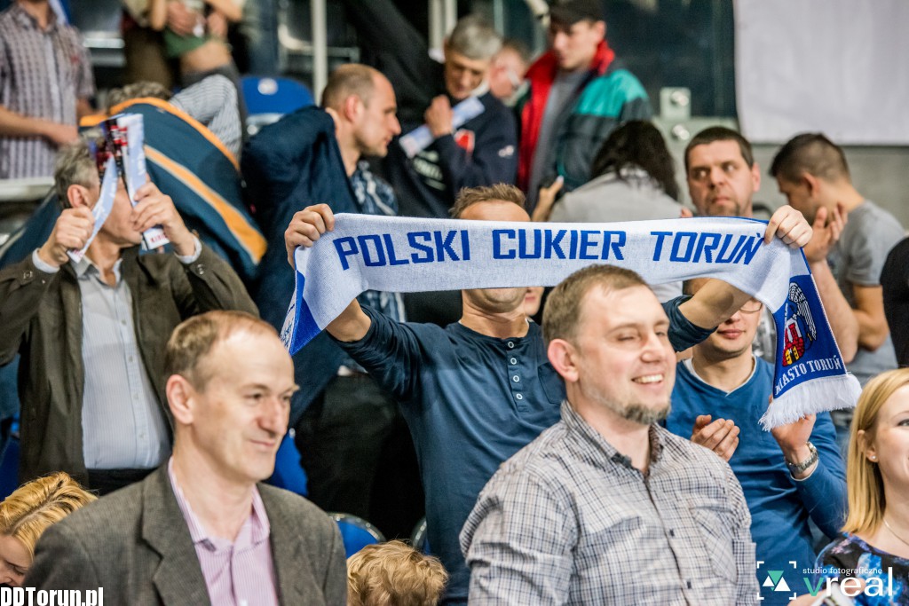 Kibice na meczu Polskiego Cukru Toruń