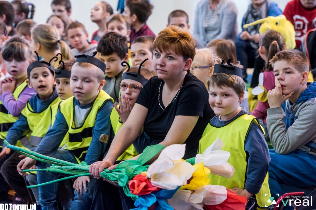 Dzieci z Zespołu Szkół nr 6 ratowały pszczoły