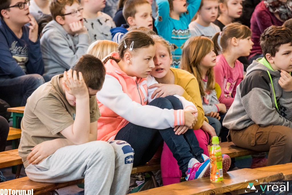 Dzieci z Zespołu Szkół nr 6 ratowały pszczoły