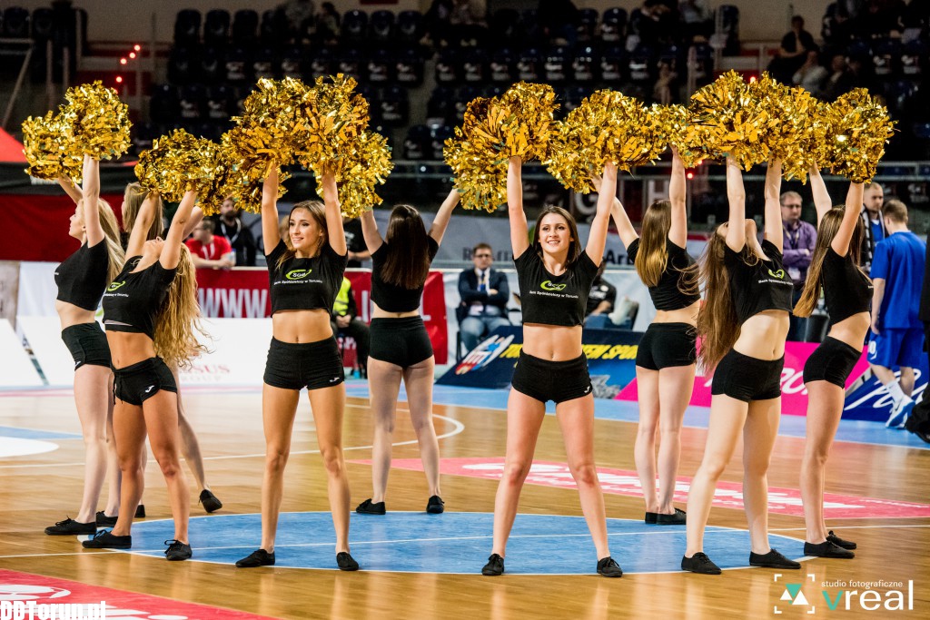 Kolejne show toruńskich cheerleaderek