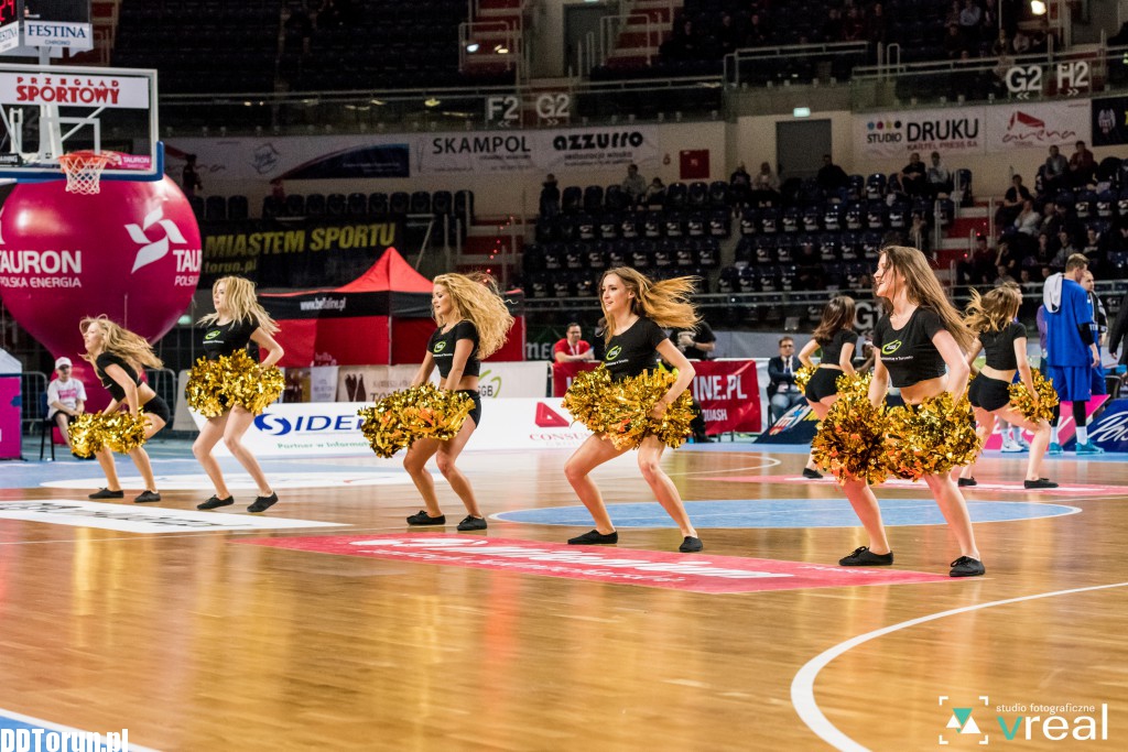 Kolejne show toruńskich cheerleaderek