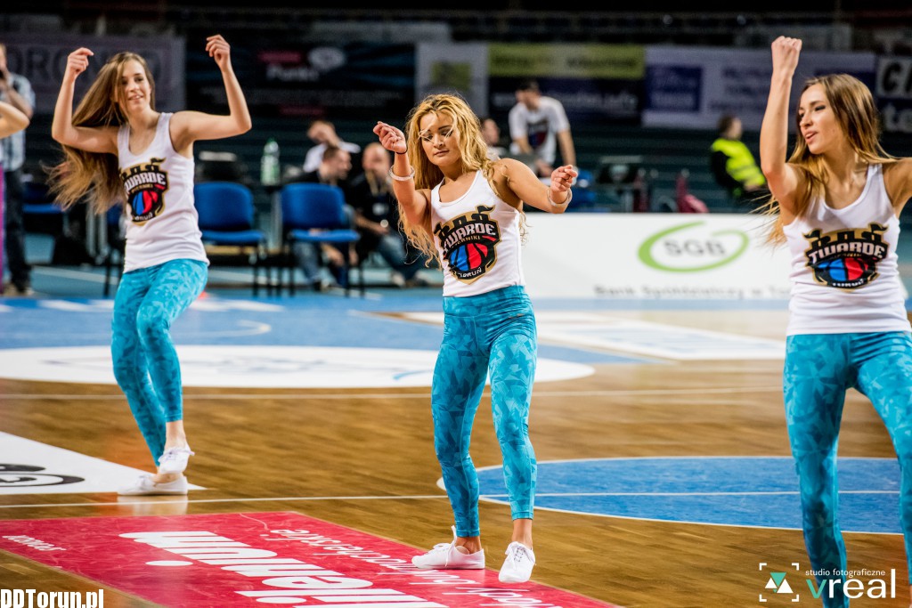 Kolejne show toruńskich cheerleaderek