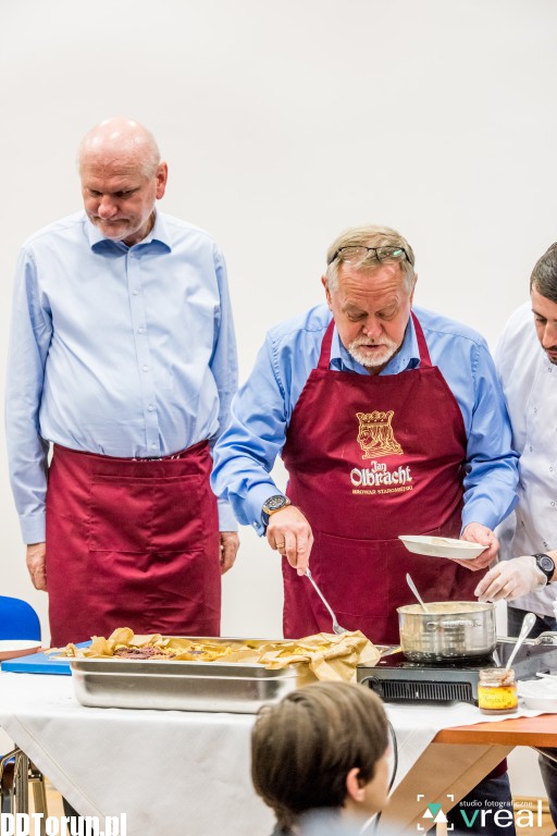 Przydent i rektor gotowali na festiwalu
