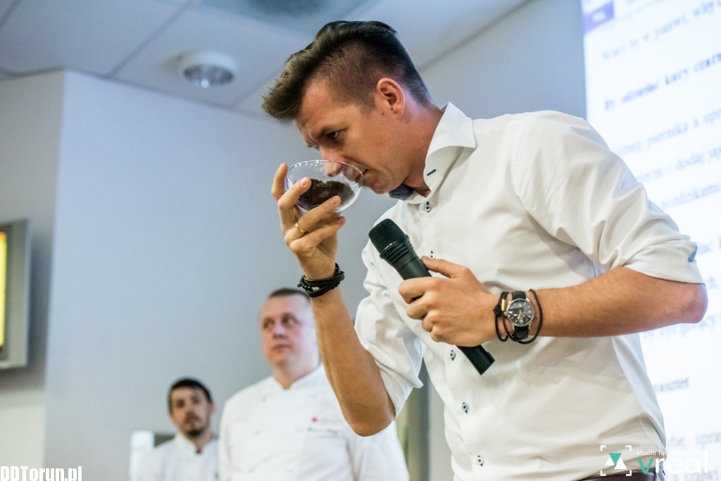 Karol Okrasa w krzyżackiej kuchni festiwalu