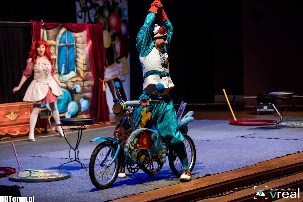 Teatr Baniek Mydlanych w auli UMK