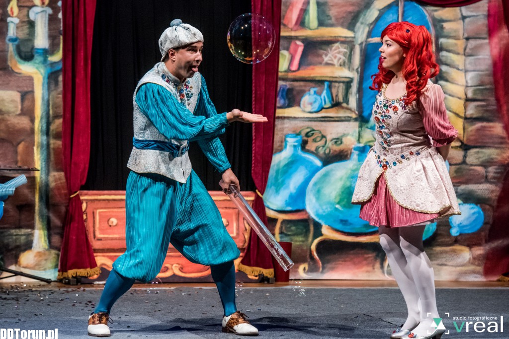 Teatr Baniek Mydlanych w auli UMK