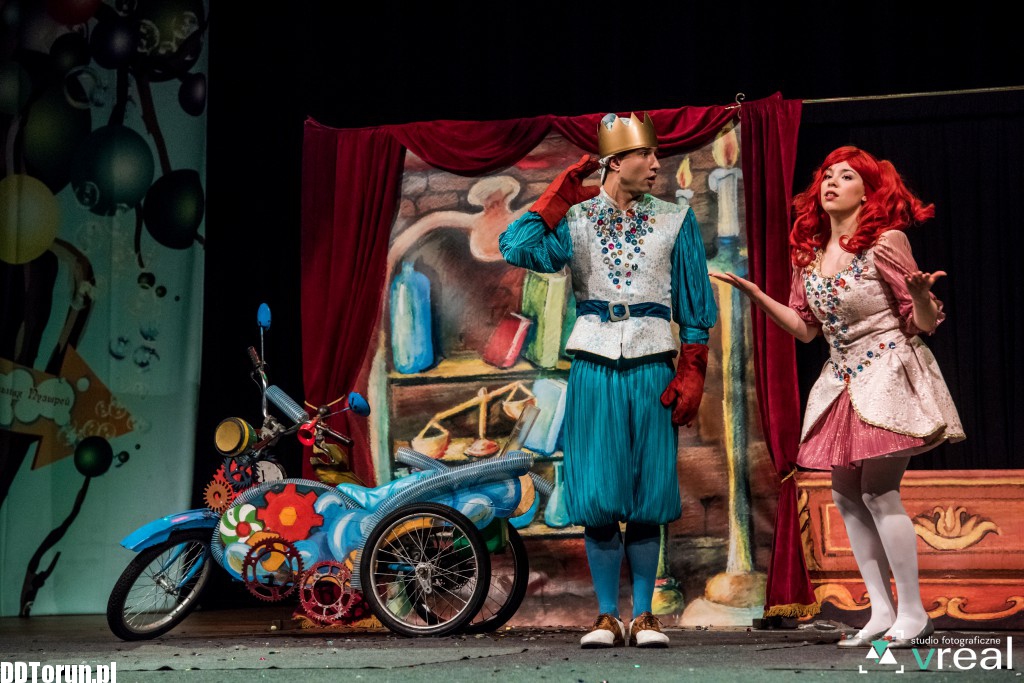 Teatr Baniek Mydlanych w auli UMK