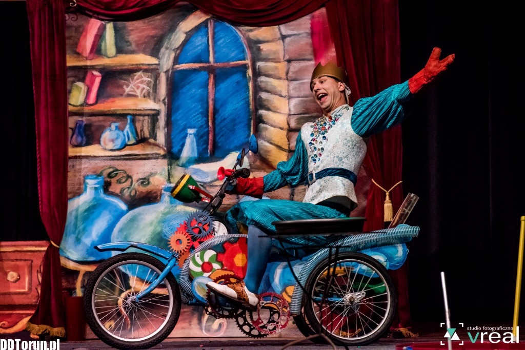 Teatr Baniek Mydlanych w auli UMK