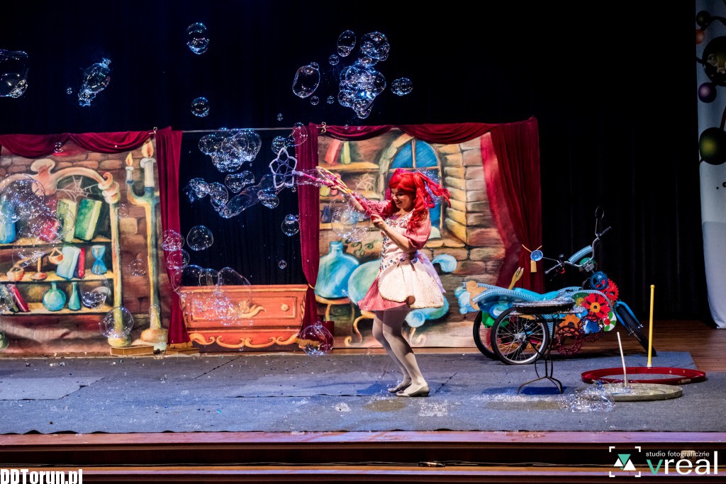 Teatr Baniek Mydlanych w auli UMK
