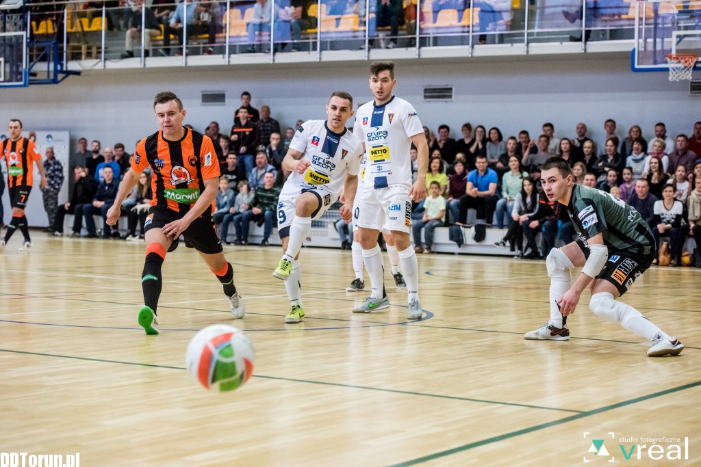 FC Toruń przegrywa z Pogonią