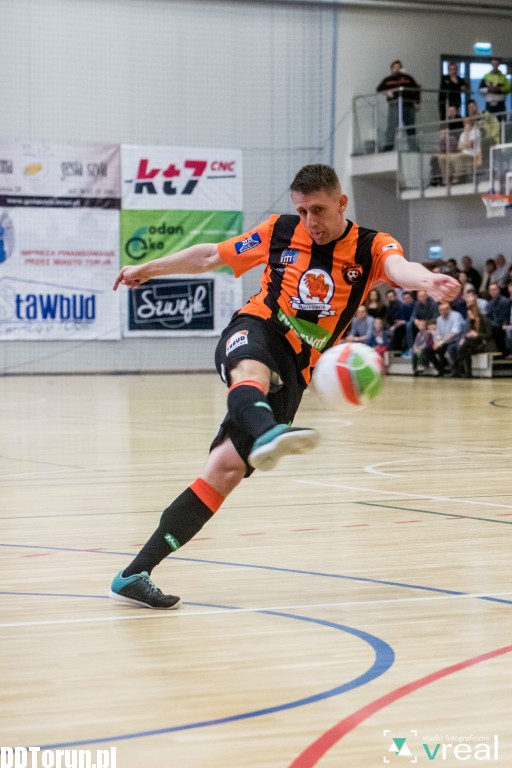 FC Toruń przegrywa z Pogonią