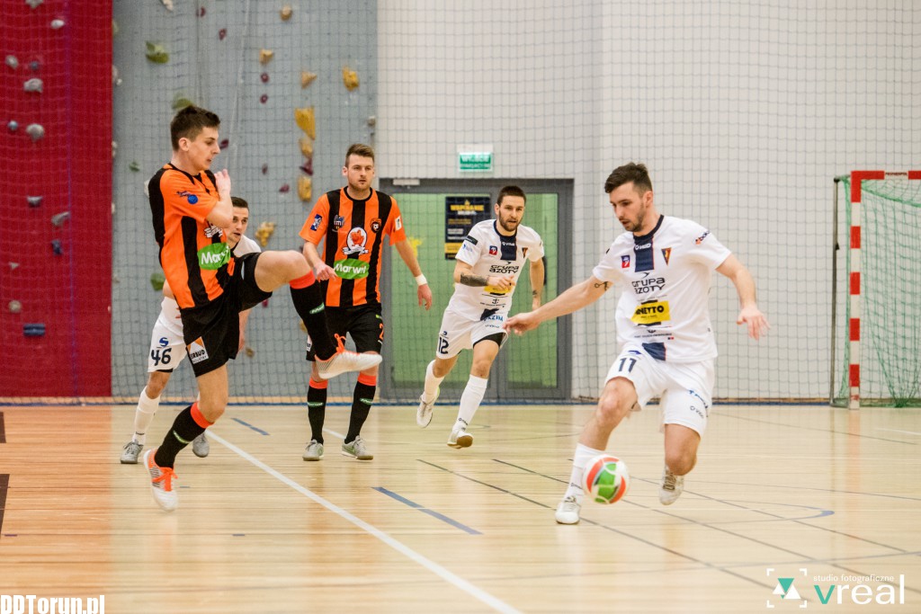 FC Toruń przegrywa z Pogonią